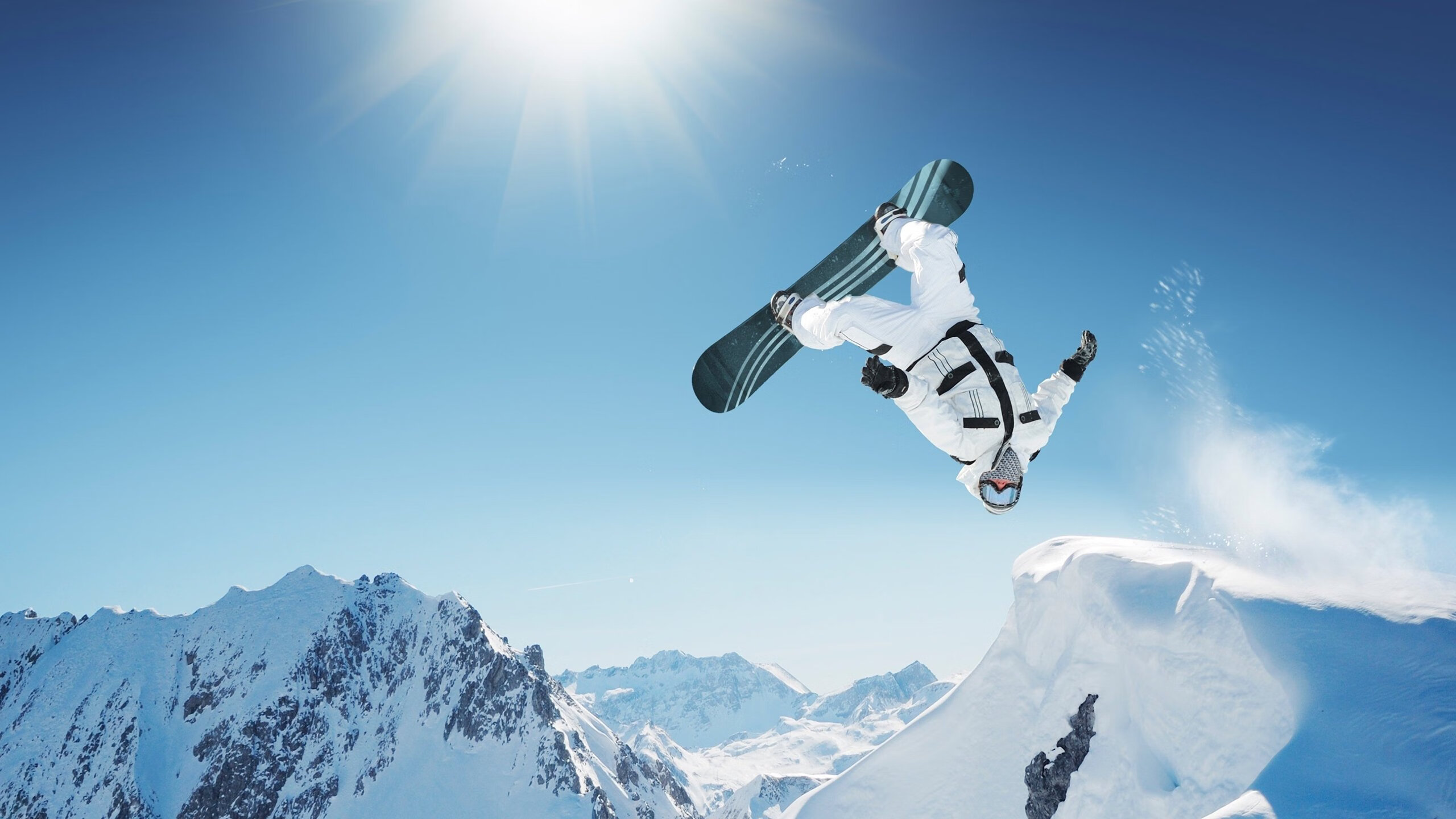 转会市场风云再起，豪门争夺战与新兴势力崛起